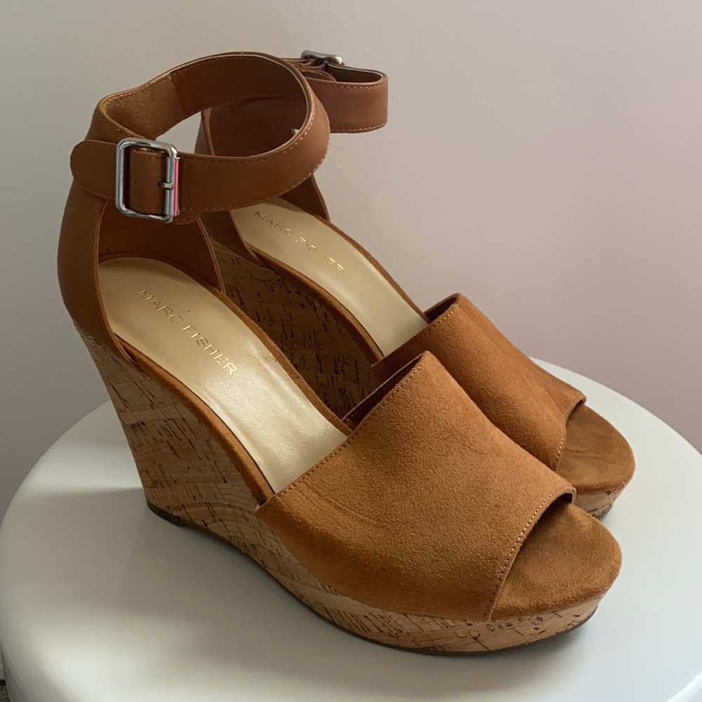 NEW Marc Fisher Suede Tan Cork Wedges